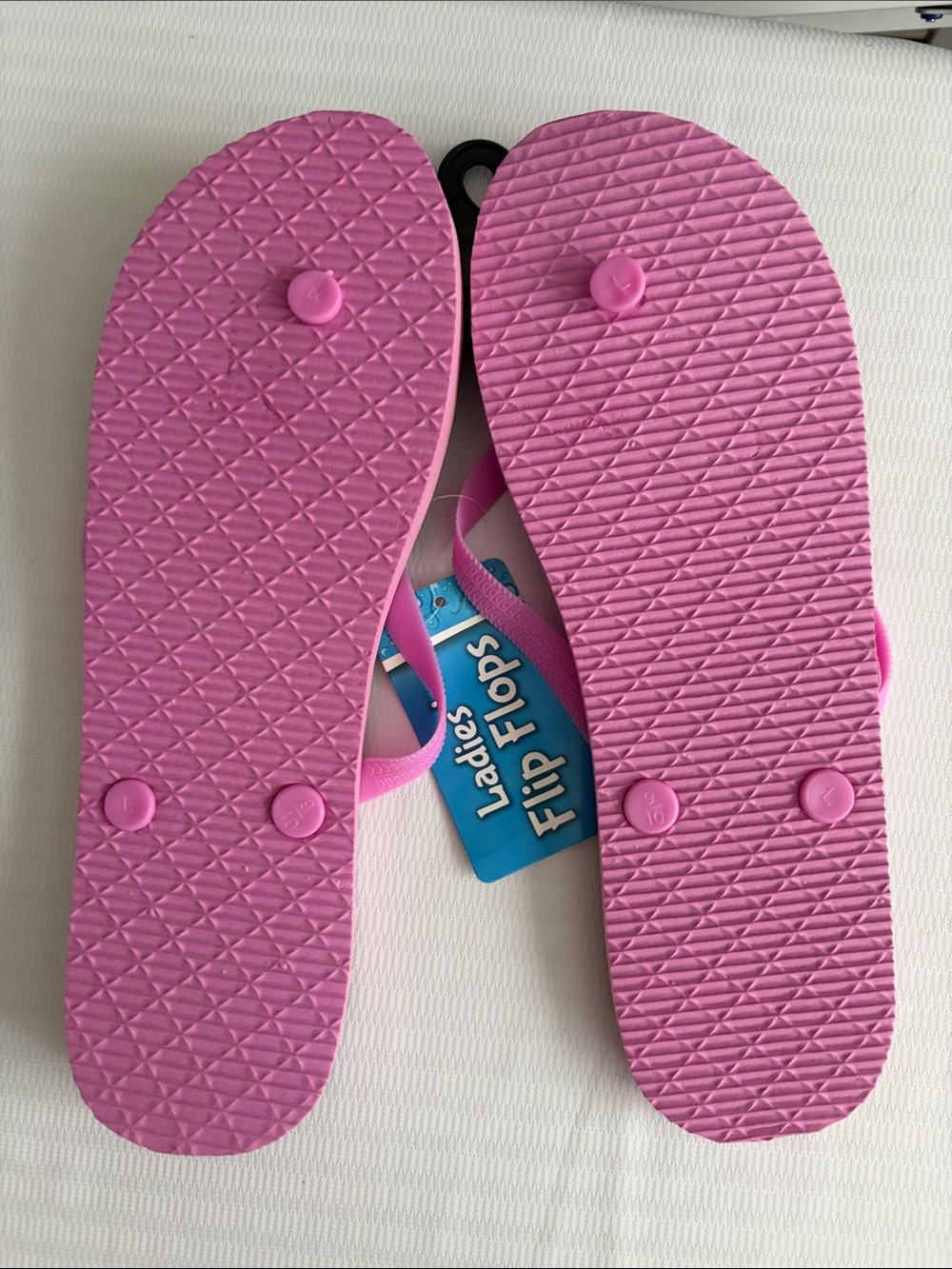 Pink Strap Aztec-Pattern Ladies Flip Flops - Picture 2 of 2